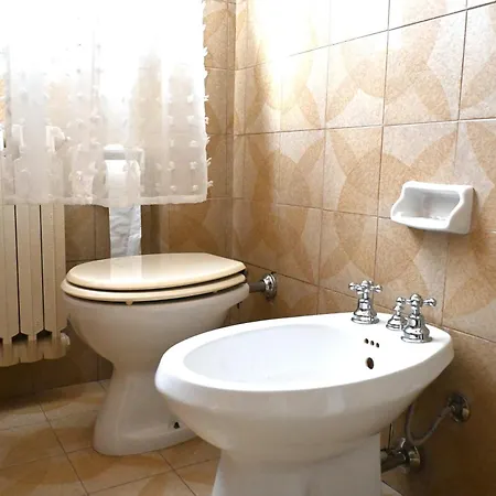 Se201 - Senigallia, Ampio Trilocale Con Aria Condizionata E Wi-fi 西尼加利亚
